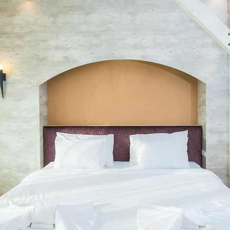 Baan Talay See Cream Resort Samut Songkhram Екстериор снимка