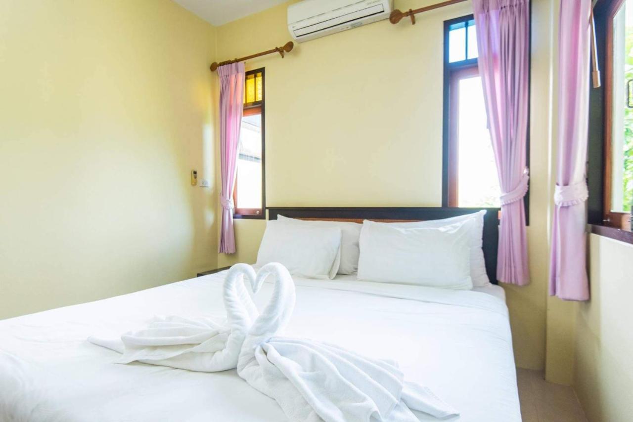 Baan Talay See Cream Resort Samut Songkhram Екстериор снимка