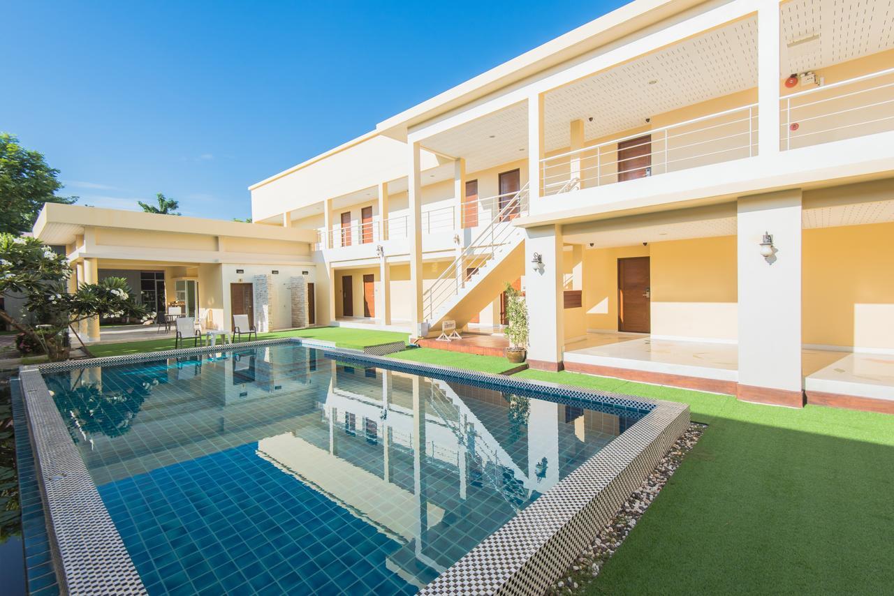 Baan Talay See Cream Resort Samut Songkhram Екстериор снимка