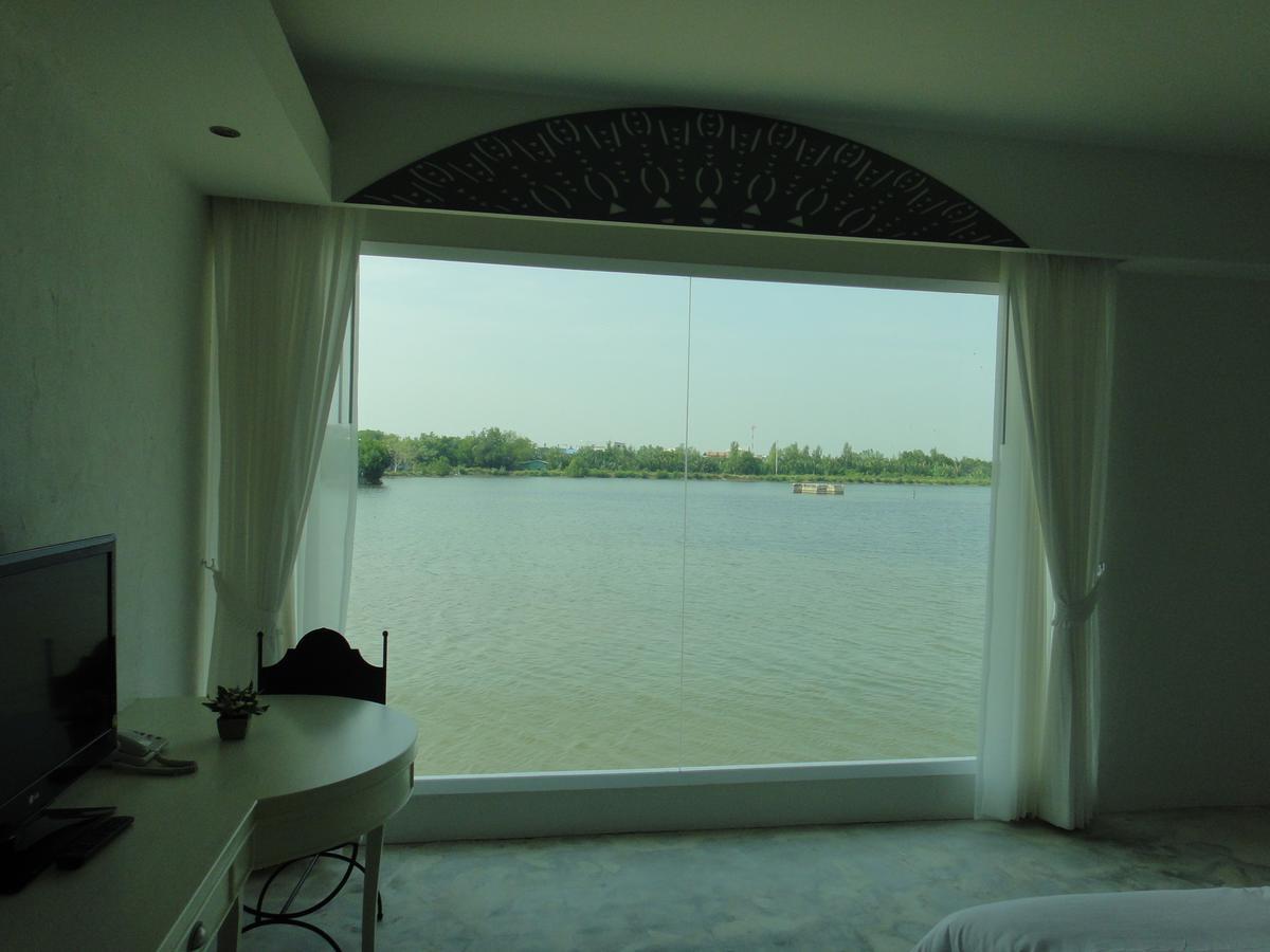 Baan Talay See Cream Resort Samut Songkhram Екстериор снимка